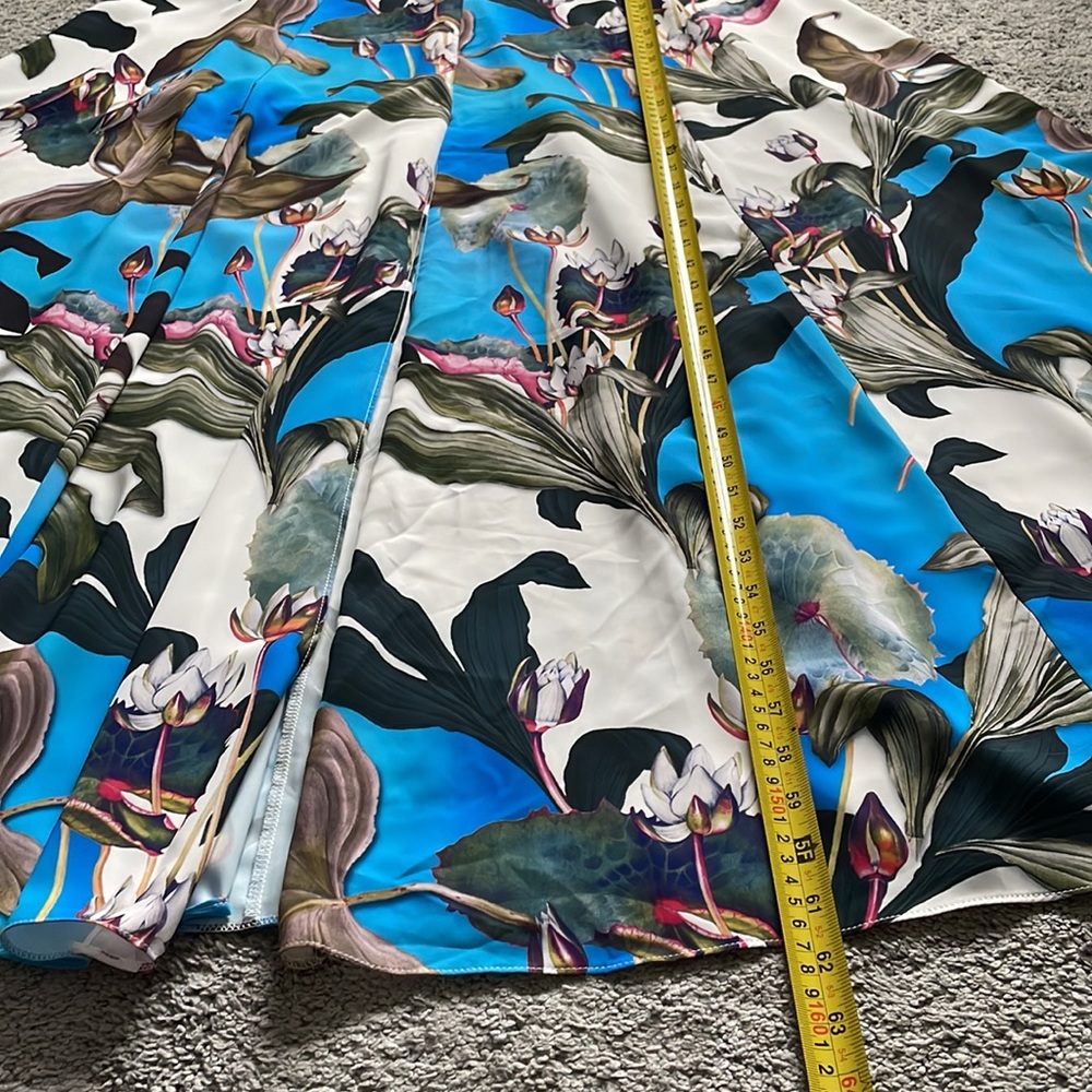 DRESS KIWE MAXI BLUE, WHITE, PURPLE FLOWERS, size L, NWT - Picture 9 of 12
